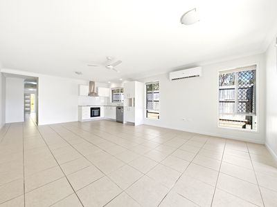 1 / 73 Magpie Crescent, Redbank Plains