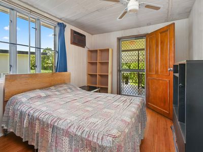 43 WATTLE STREET, Goondi Hill