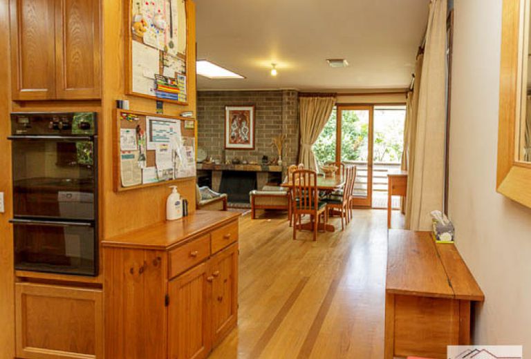 28 Falconer Street, Glen Waverley