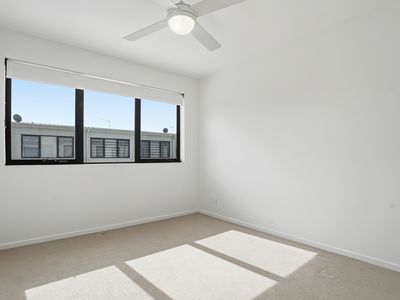 1 Capri Court, Hope Island