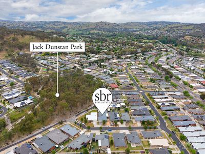 5 SEXTON PLACE, Wodonga