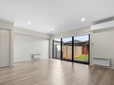 54 Washington Drive, Thornhill Park