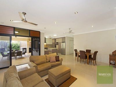 8 Johnstone Court, Douglas