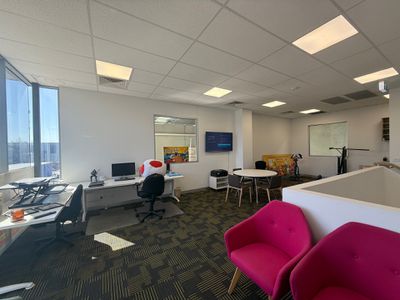 2 / 18 Network Drive, Truganina