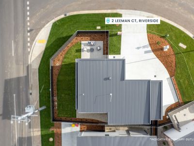 2 Leeman Court, Riverside