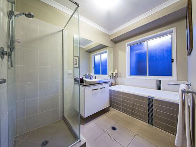 12 Foxwood Cct, Wakerley