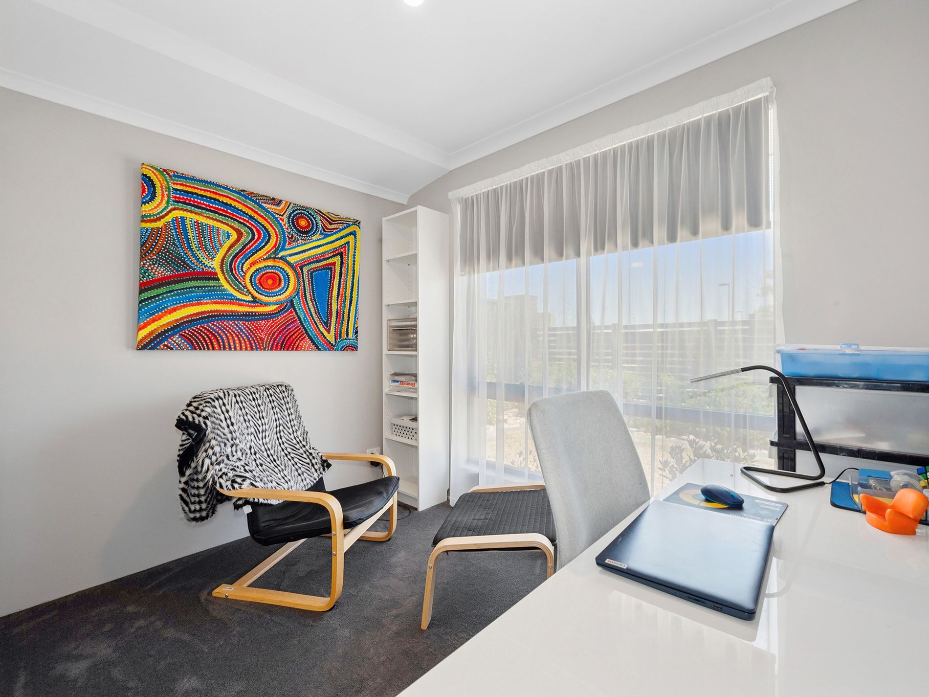 26 Gossan Chase, Piara Waters