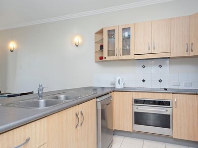 38 / 18-30 Sir Leslie Thiess Drive, Townsville City