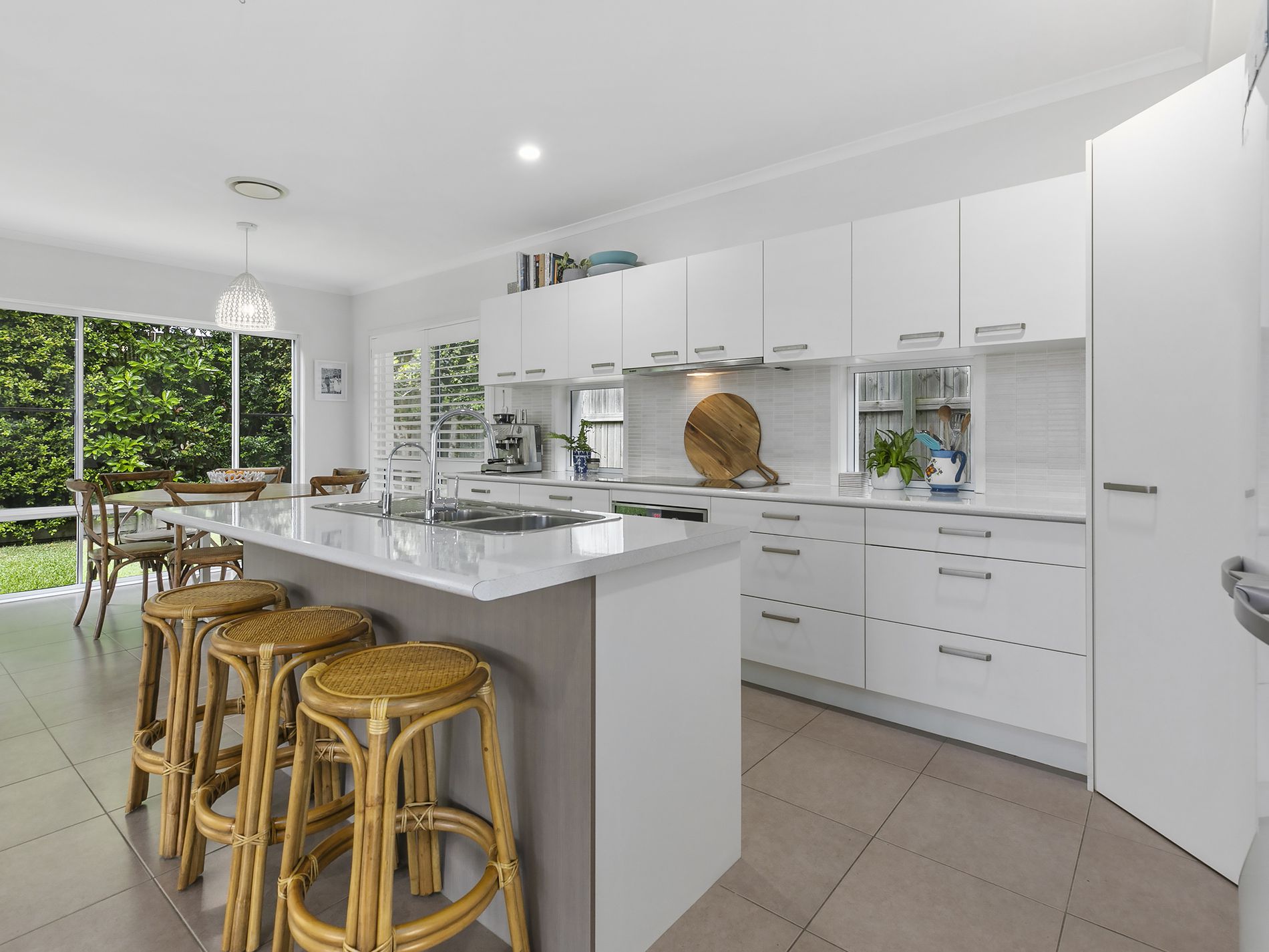 11 Waterville Way, Peregian Springs