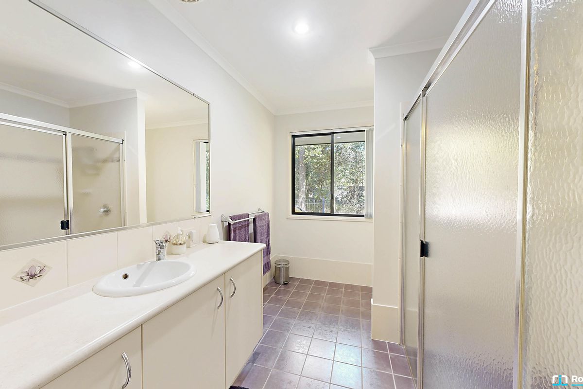 83 Stratford Park Drive, Pomona