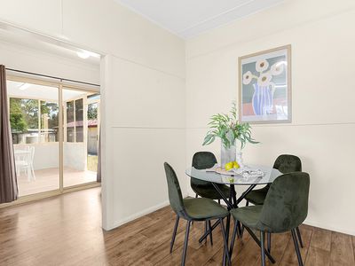 88 Government Road, Weston