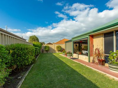 12 Sparrow Crescent, Broadwater