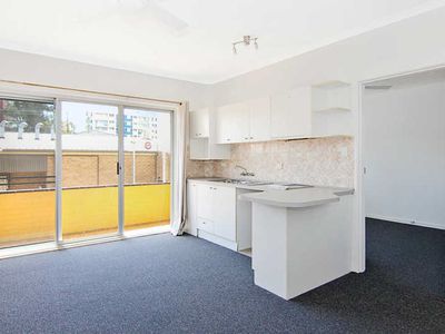 4 / 14 Beach Street, Forster