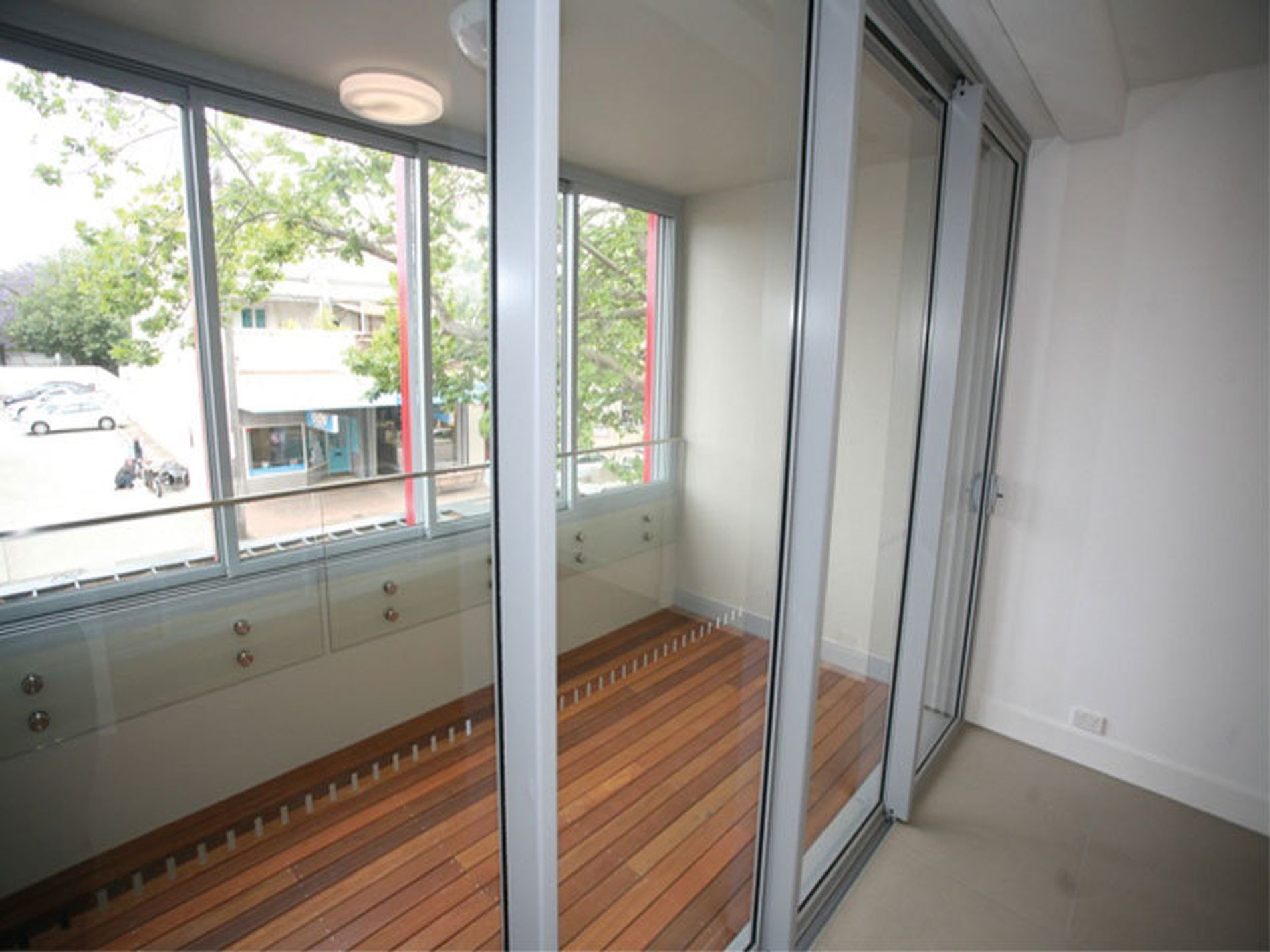 310 / 520 Cnr Miller Street & Palmer Street, Cammeray