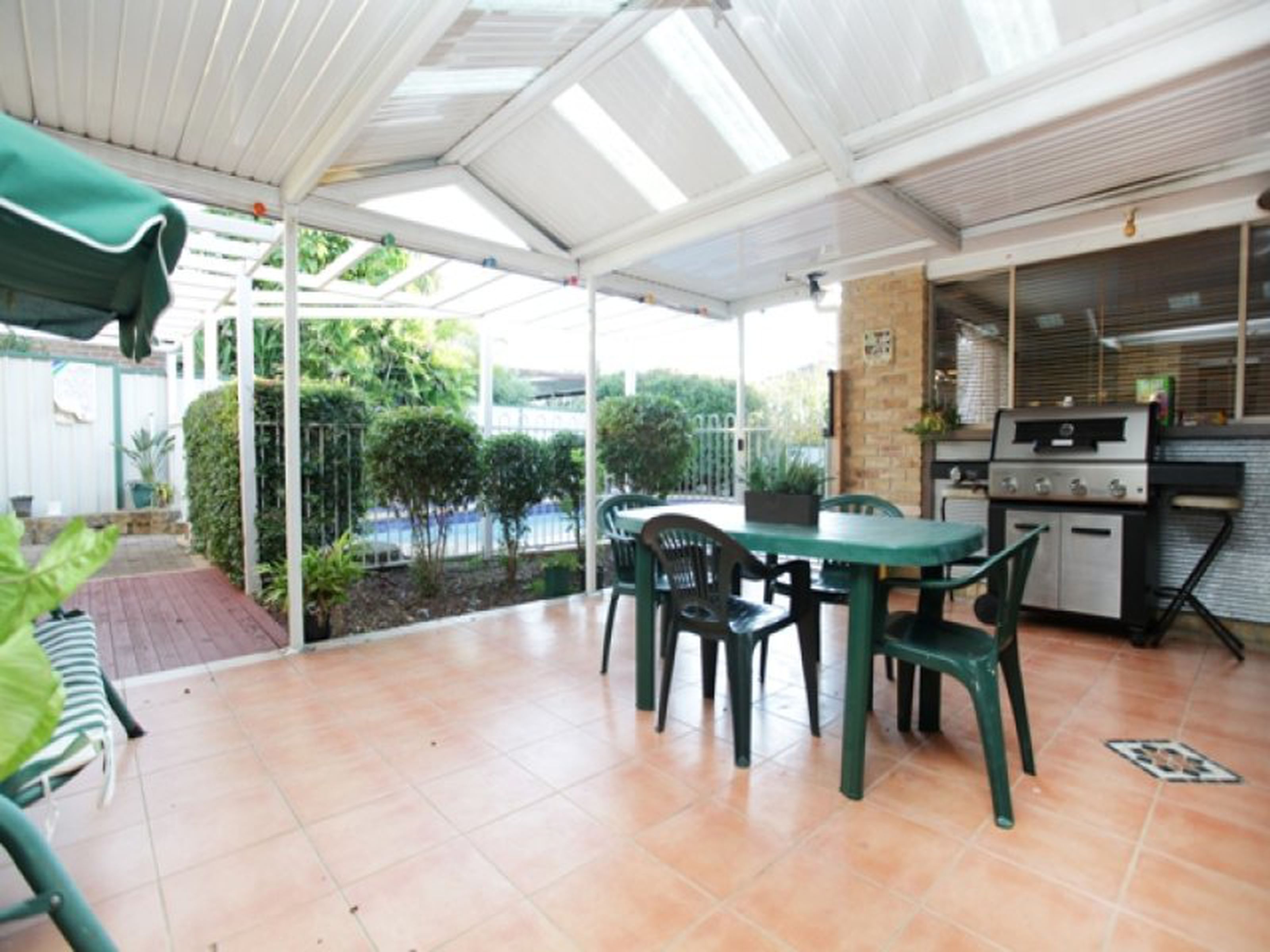 8 Jasmine Close, GLENMORE PARK