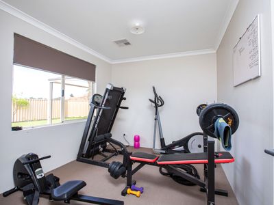 25 Neslite Road, Dalyellup