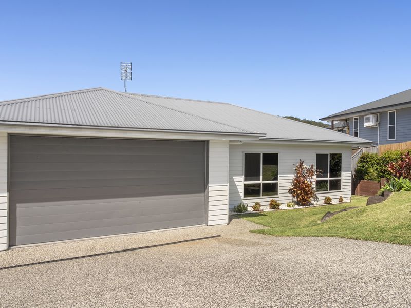 Just Listed - Near New House in popular Yandina. 
 