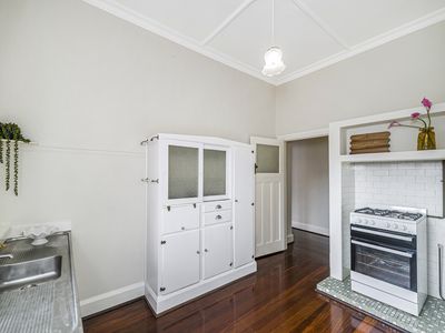 2 / 59 Stirling Highway, Nedlands