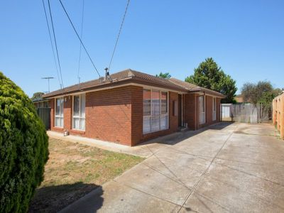 12 Coventry Drive, Werribee