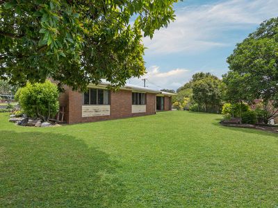 12 Cotswold Court, Rochedale South