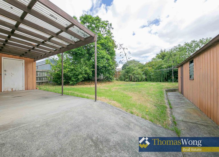 28 Koonung Road, Blackburn North