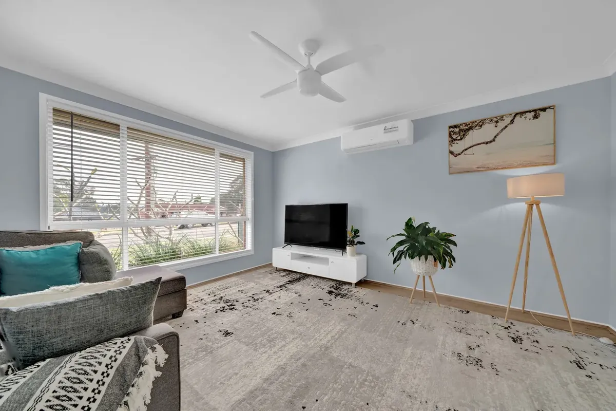 5 White Swan Avenue, Blue Haven