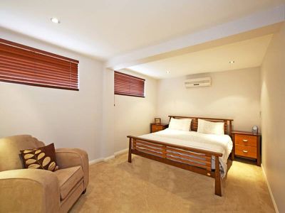 12 Shirland Street, Macgregor