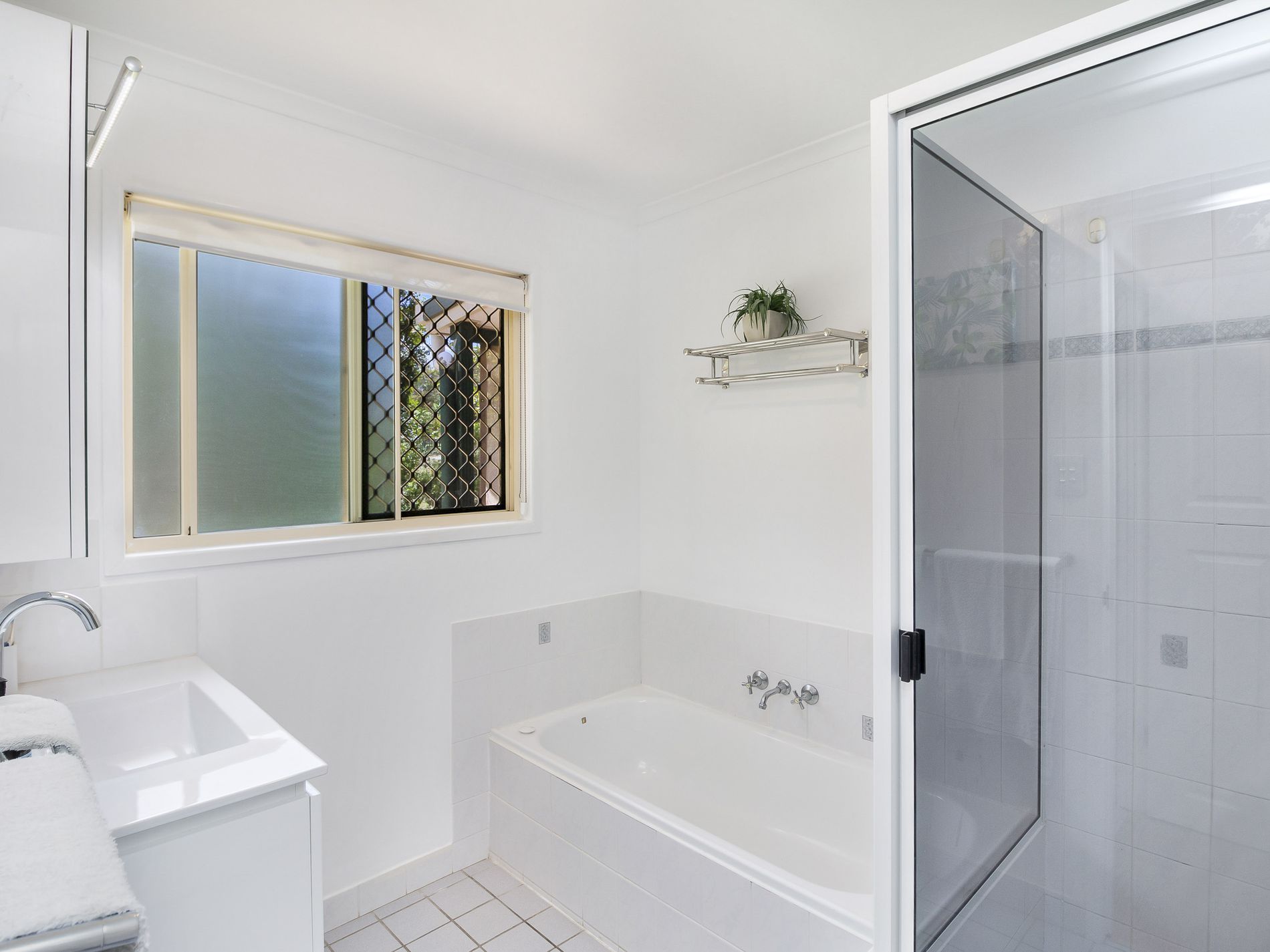 16 KIRRANG COURT, Antigua