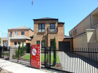2A Osborn Terrace, Plympton