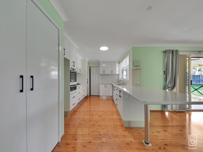 10 Japonica Close, Lake Haven