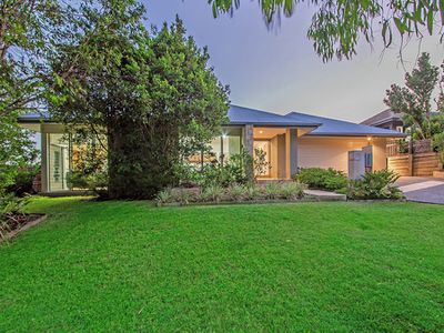 2 Hepburn Close, Wakerley