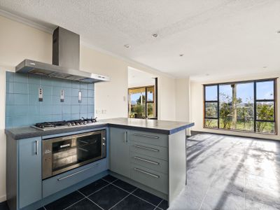 22 Halkirk Street, Karitane