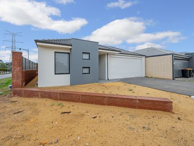 97 Willowdale Promenade, Piara Waters