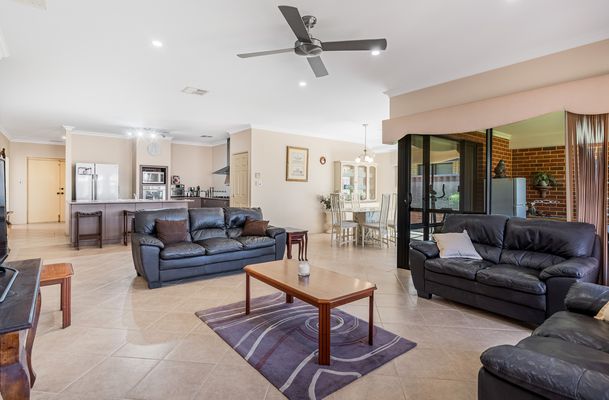 22 Rhapsody Close, Shoalwater