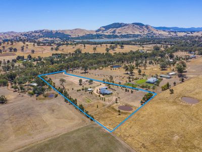 785 Howes Creek Road, Mansfield