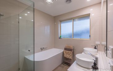 60 Scenic Drive, Beaconsfield