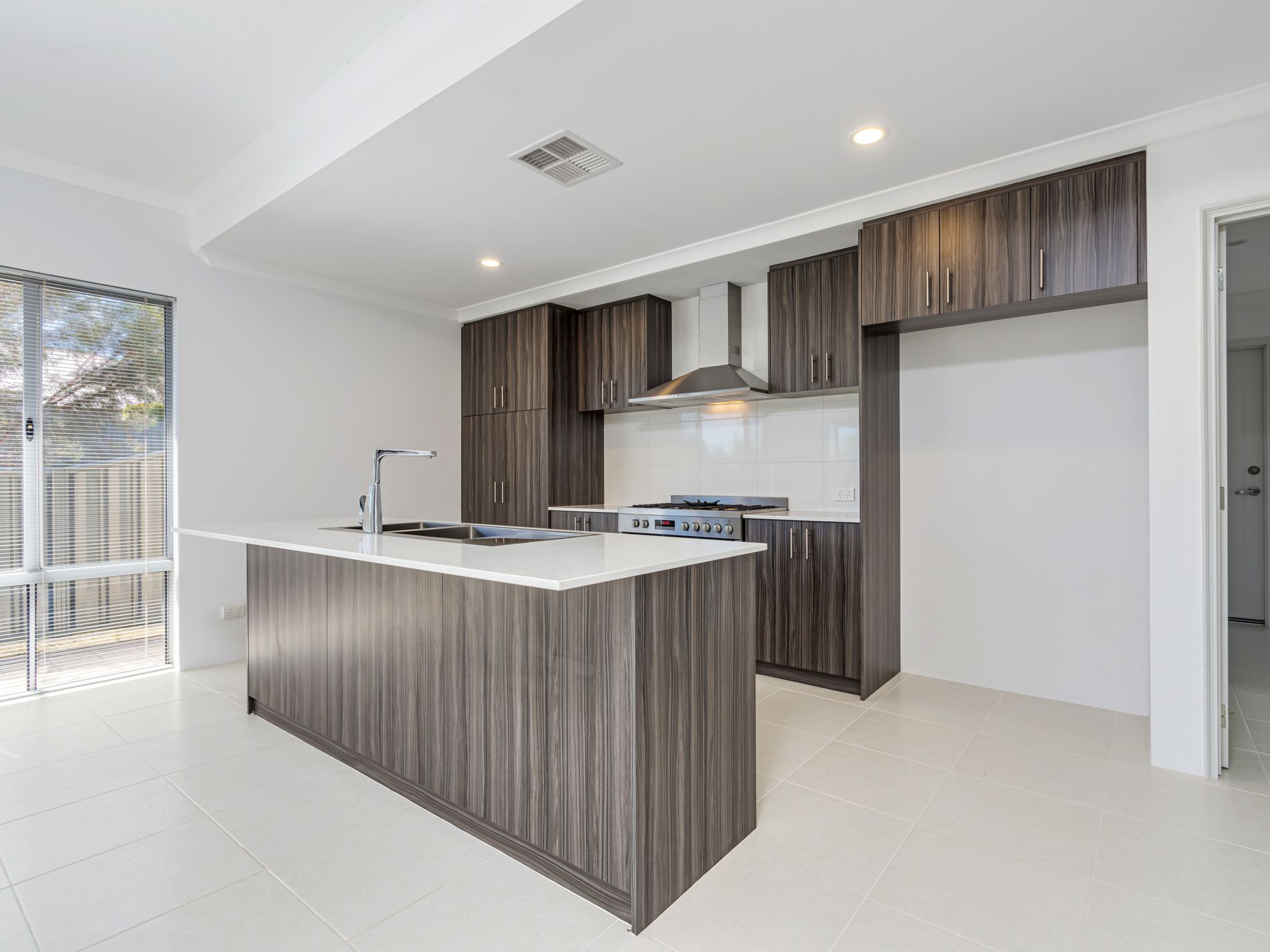 16 Bunker Crescent, Yanchep