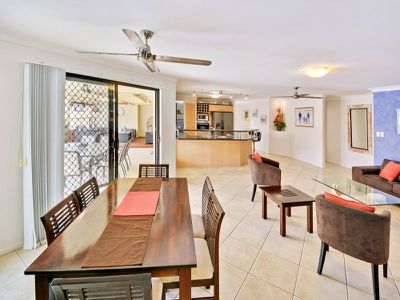 18 Maldives Place, Parrearra