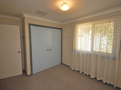 6 Parkland Place, Dubbo