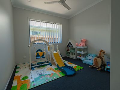 22 Pleasant Street, Morayfield