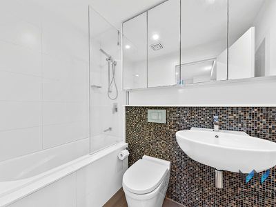 51 / 54A Blackwall Point Road, Chiswick