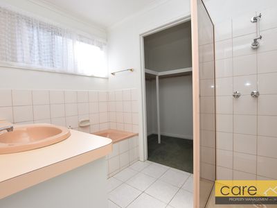 2 / 5 Emerald Court, Narre Warren