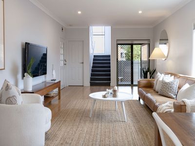1 / 153-155 Balgownie Road, Balgownie