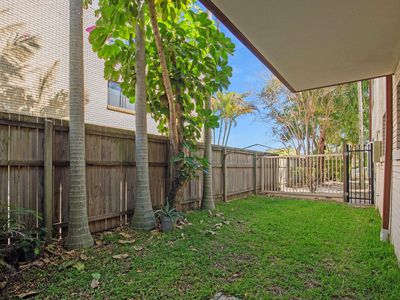 1 / 29 Ahern Street, Labrador