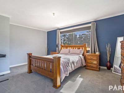 249 Rookery Road, Loira