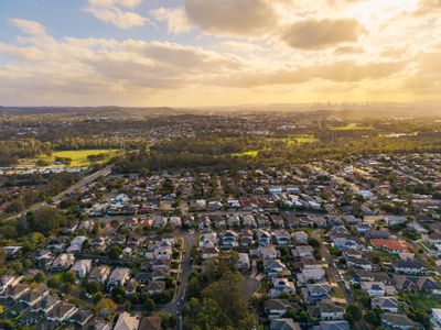 16 Hillcroft Place, Belmont