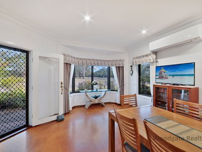 2 Acacia Street, Woodgate