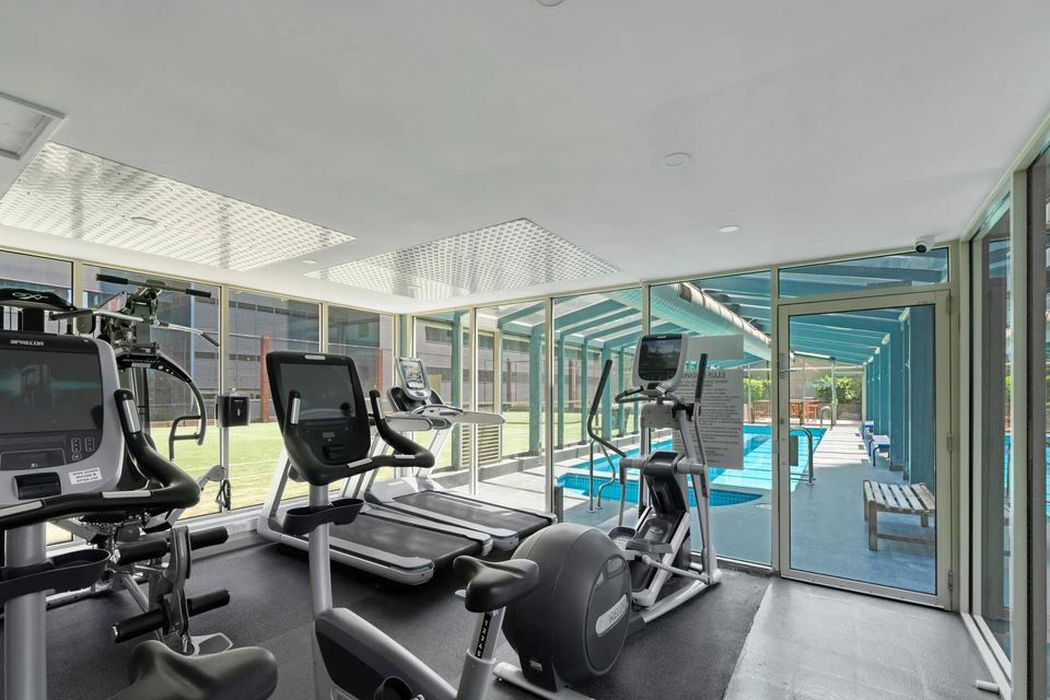 75 / 418 St Kilda Road, Melbourne