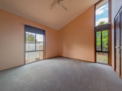 3A Pyramid Crescent, Kerang