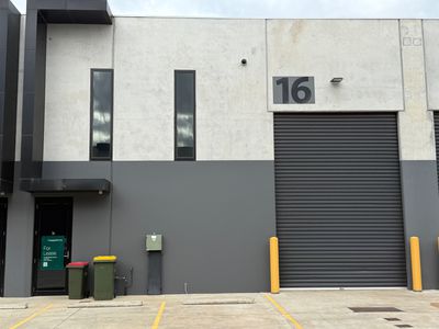 16 / 46-48 Aylesbury Drive, Altona